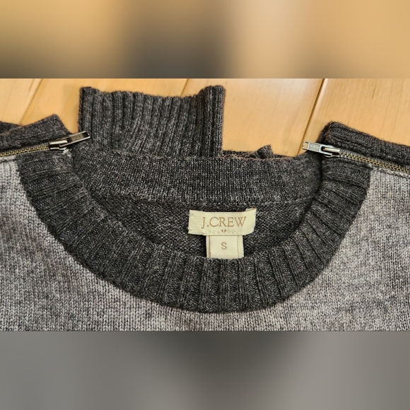 J.Crew women's grey colorblock crew neck sweater with zippers in size S - Picture 7 of 8